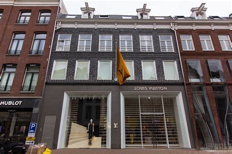 lv pc hooftstraat ruilen|Amsterdam: Louis Vuitton store relocation .